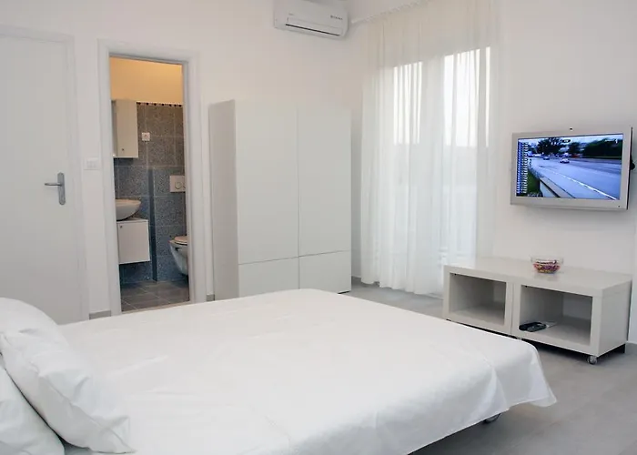 Desire Daire Makarska